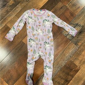 Magnetic Me Unicorn Footie
